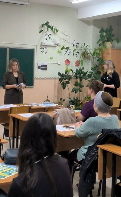8 апреля в КГУ "Средняя школа №23" проведена профориентационная встреча  представителей колледжей города с родителями учащихся