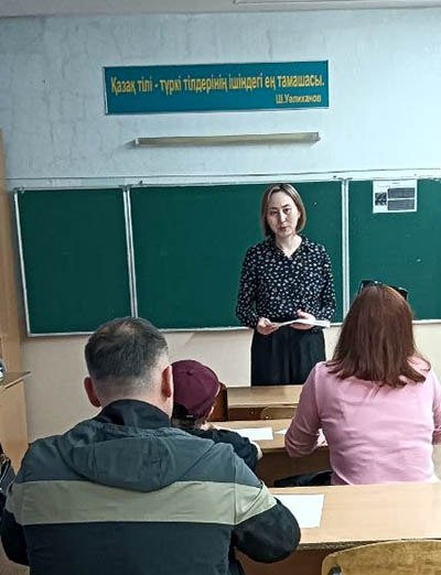 "Мектеп-сенім аумағы" психологиялық салауаттылық апталығы аясында №23 орта мектепте психологтар ата-аналармен кездесу өткізіп, "баланы қалай қолдау керек"атты кеңестер берді