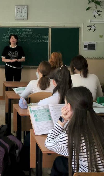 10 Сәуірде "№23 орта мектеп" КММ-де Семей қаласының "геологиялық барлау колледжі" КМҚК колледж өкілдерімен кәсіптік бағдар беру жұмысы өтті