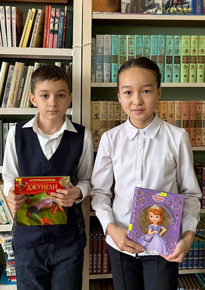 В рамках декады детской литературы проводимой в преддверии Национального дня книги прошло мероприятие «Моя любимая книга» для учащихся 5-х классов средней школы 23