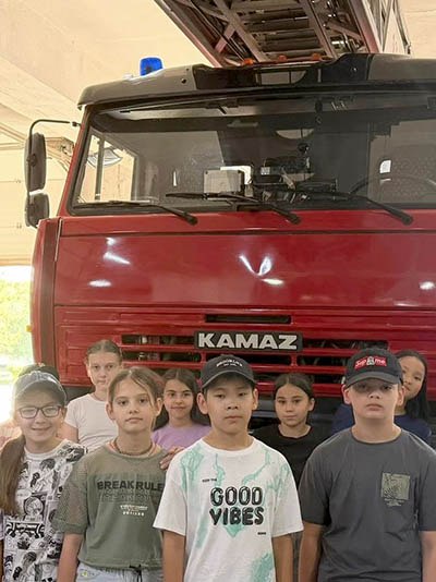 12 маусымда жазғы мектепалды алаңның соңғы күні өтті. Ол жарқын, тәрбиелік және өте көңілді болып шықты!